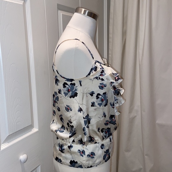 LC Lauren Conrad Sleeveless Floral Banded Top - Picture 2 of 5